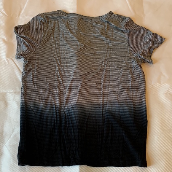 American Eagle top - Picture 4 of 5